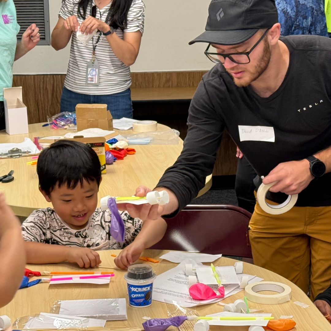 2023 Day of Science (Tesla) - Student Building Ballon Car