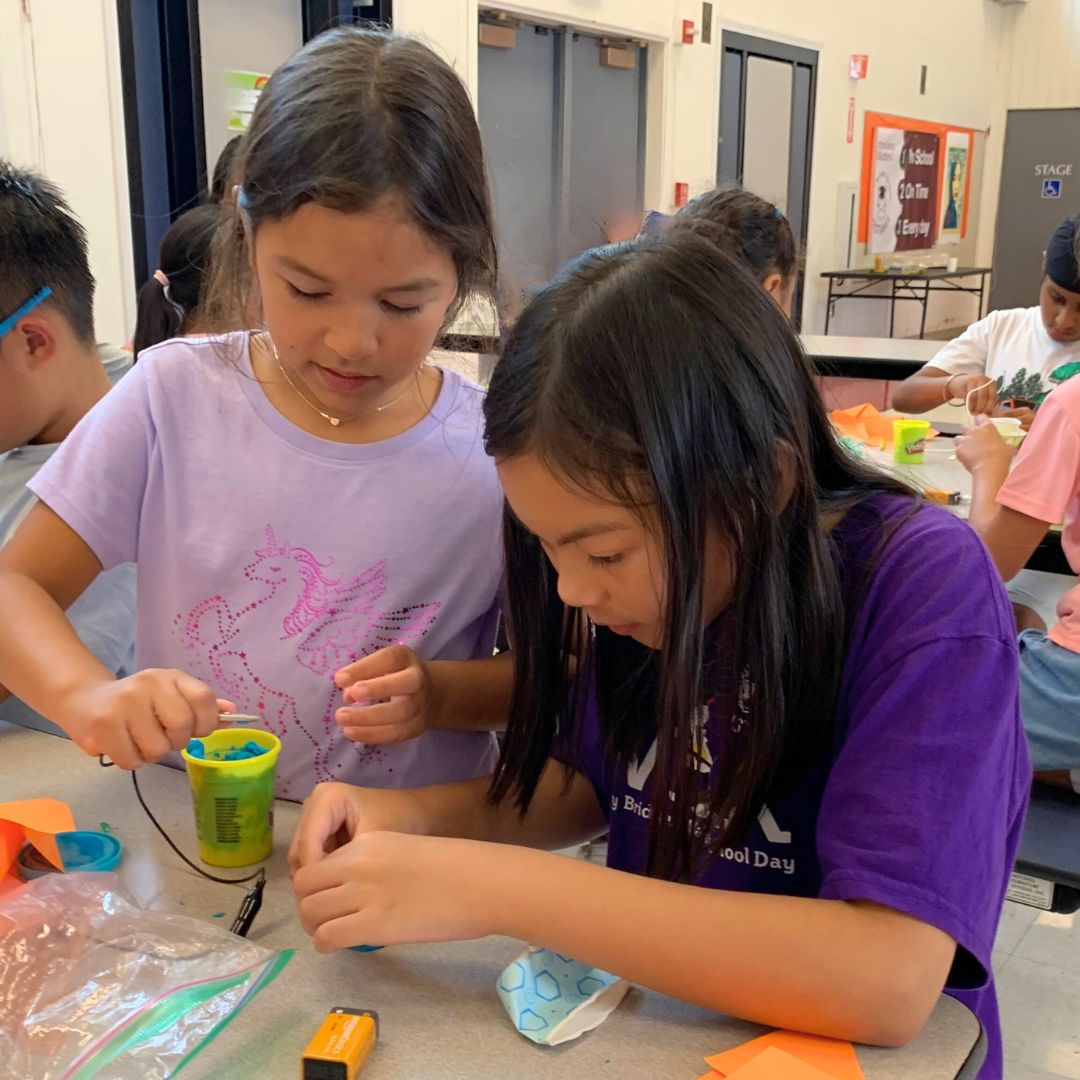 2023 (Port of Oakland) - Students Building Circuits